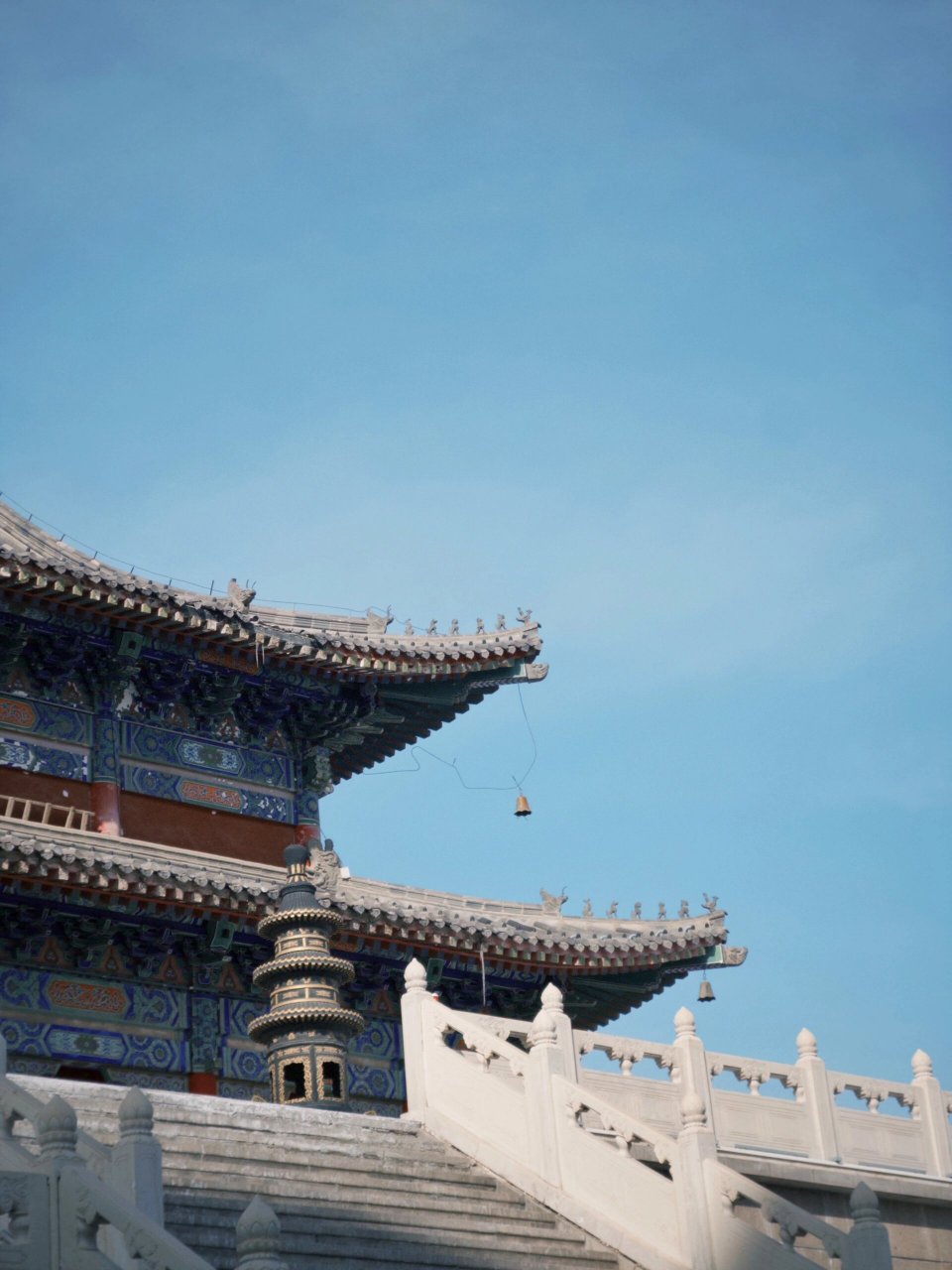 探寻乌鲁木齐西山老君庙  这座老君庙位于乌鲁木齐市的西山,是一座