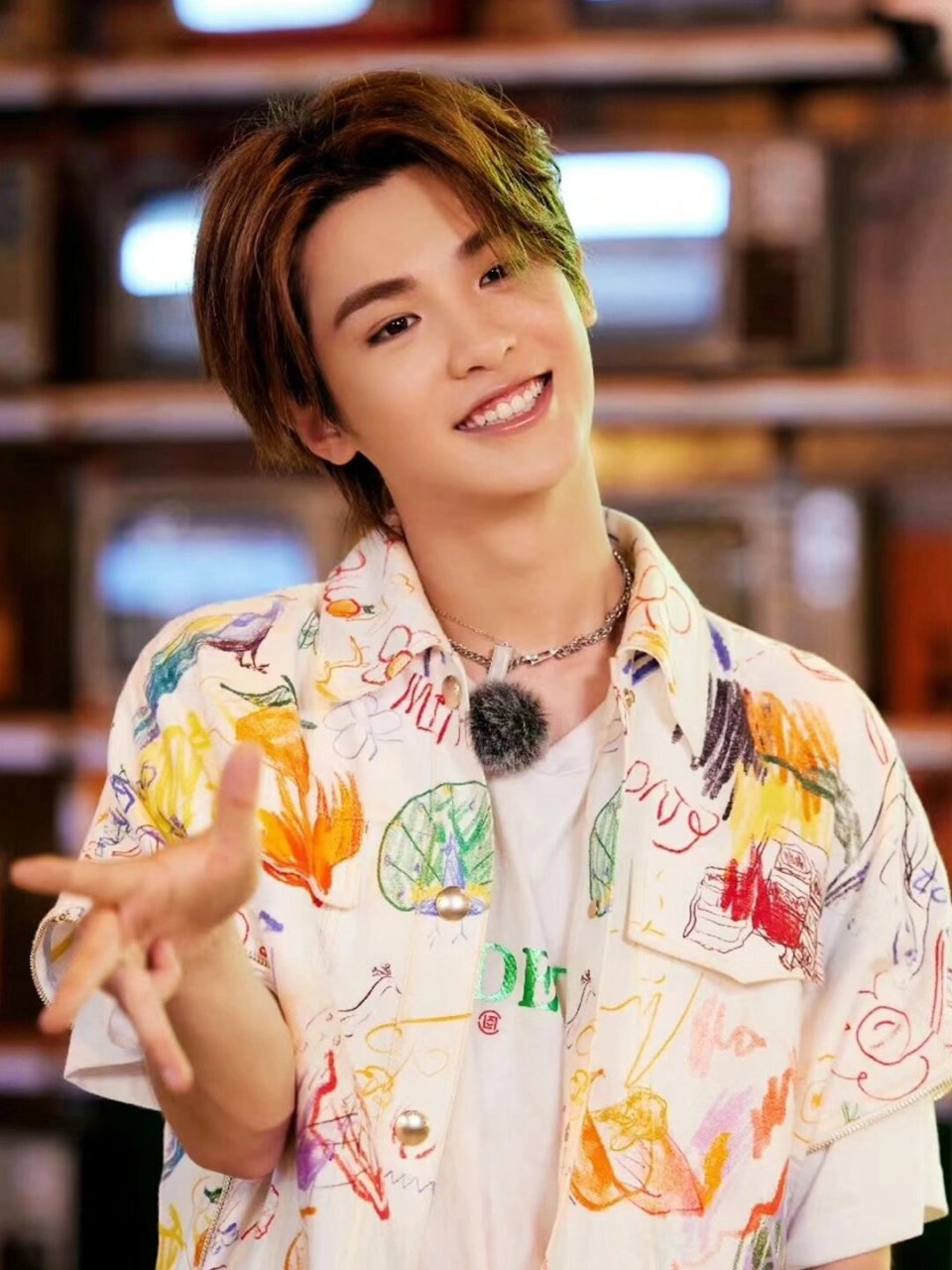 哇塞,这就是勇敢的小贾黄明昊呀!