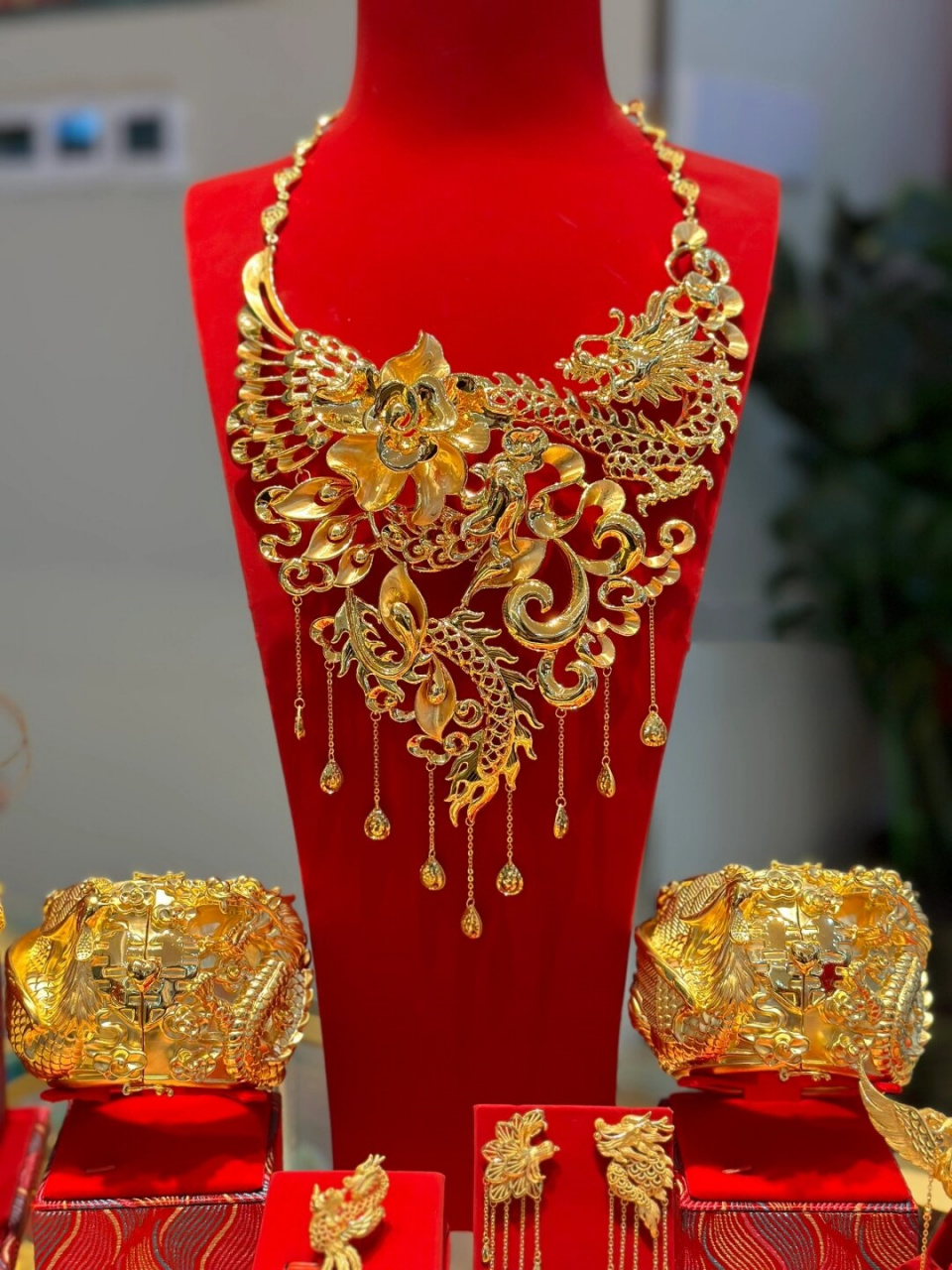 繁花系列黄金首饰  华丽丽的5d无氢硬金龙凤项链,仿佛龙凤呈祥的祥瑞