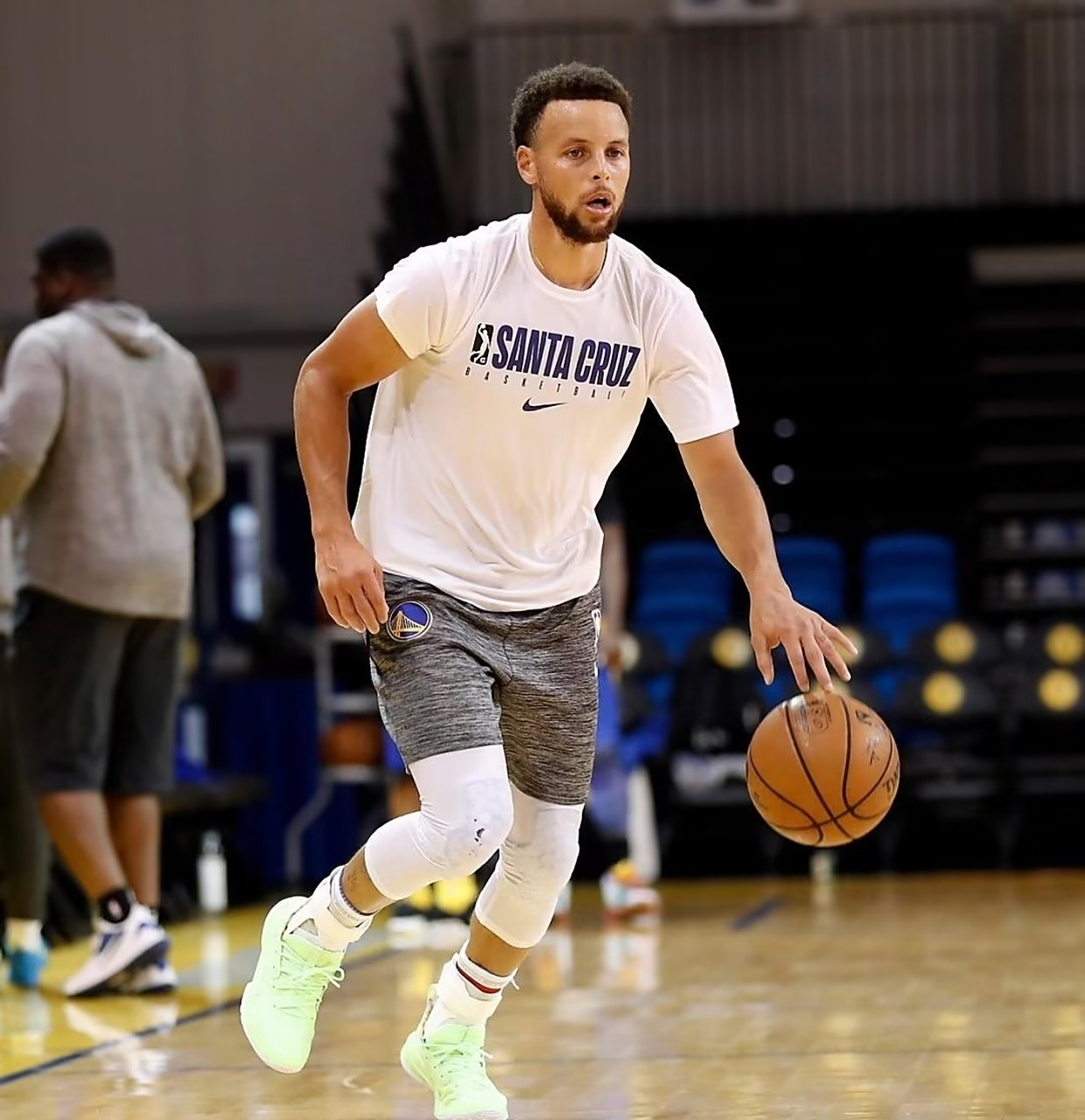 库里# #库里被分配到发展联盟#  勇士队当家球星脚踝伤势恢复较好