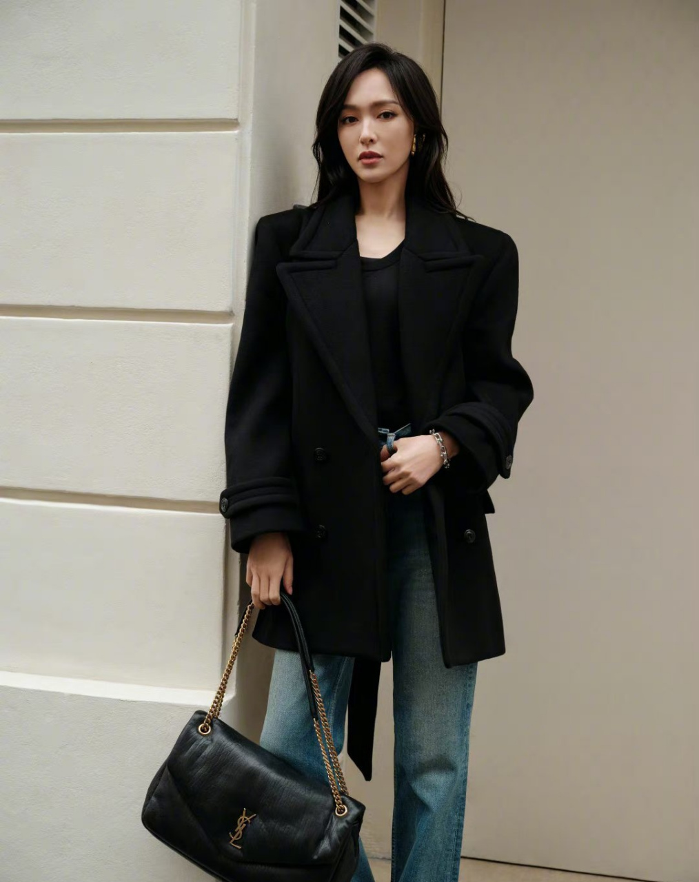 再登时尚芭莎,看演员唐嫣和杂志唐嫣会碰撞出怎样的火花