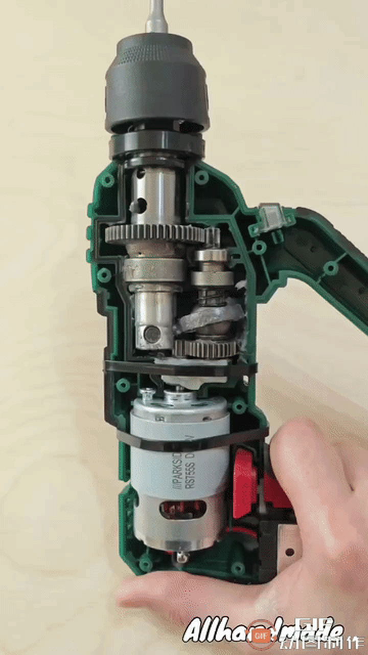 以前一直不明白电锤内部是如何工作的,这回总算看明白了!不多说,看图