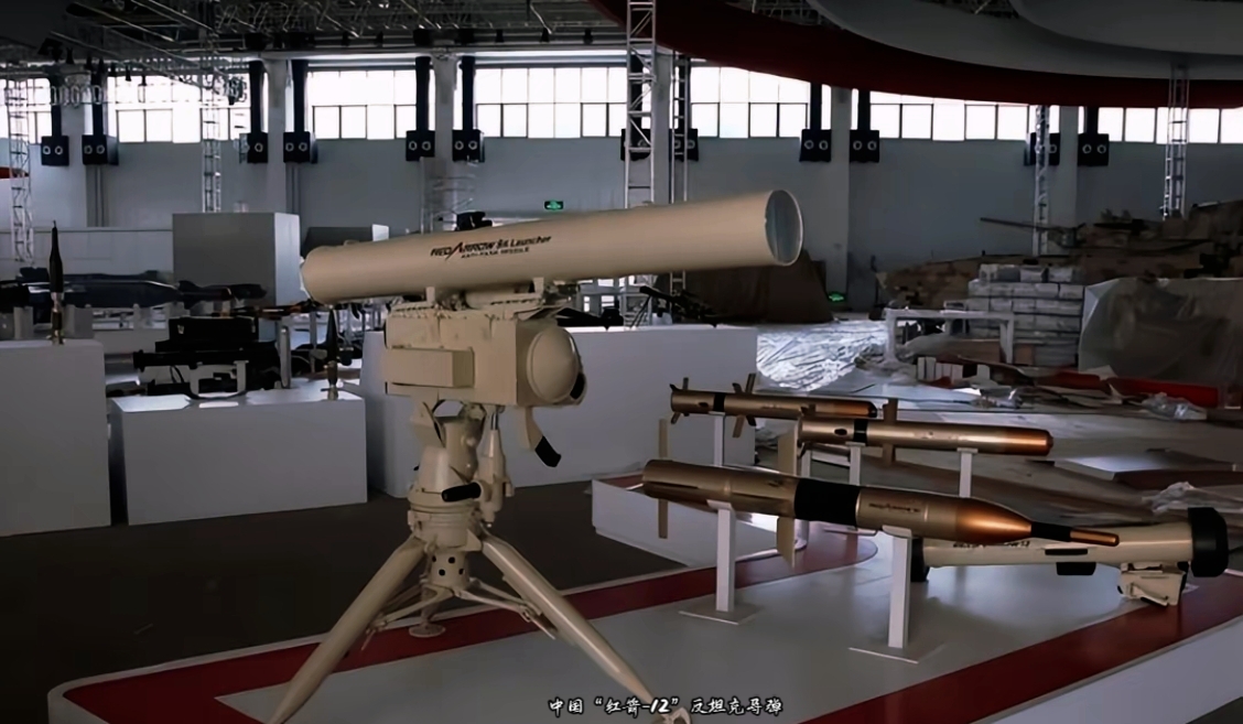中国反坦克导弹"红箭-12"别称"中国标枪"