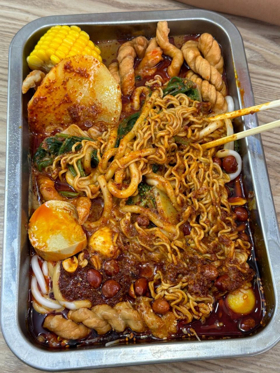 "辣味甘肃:品味麻辣烫的美食之旅"