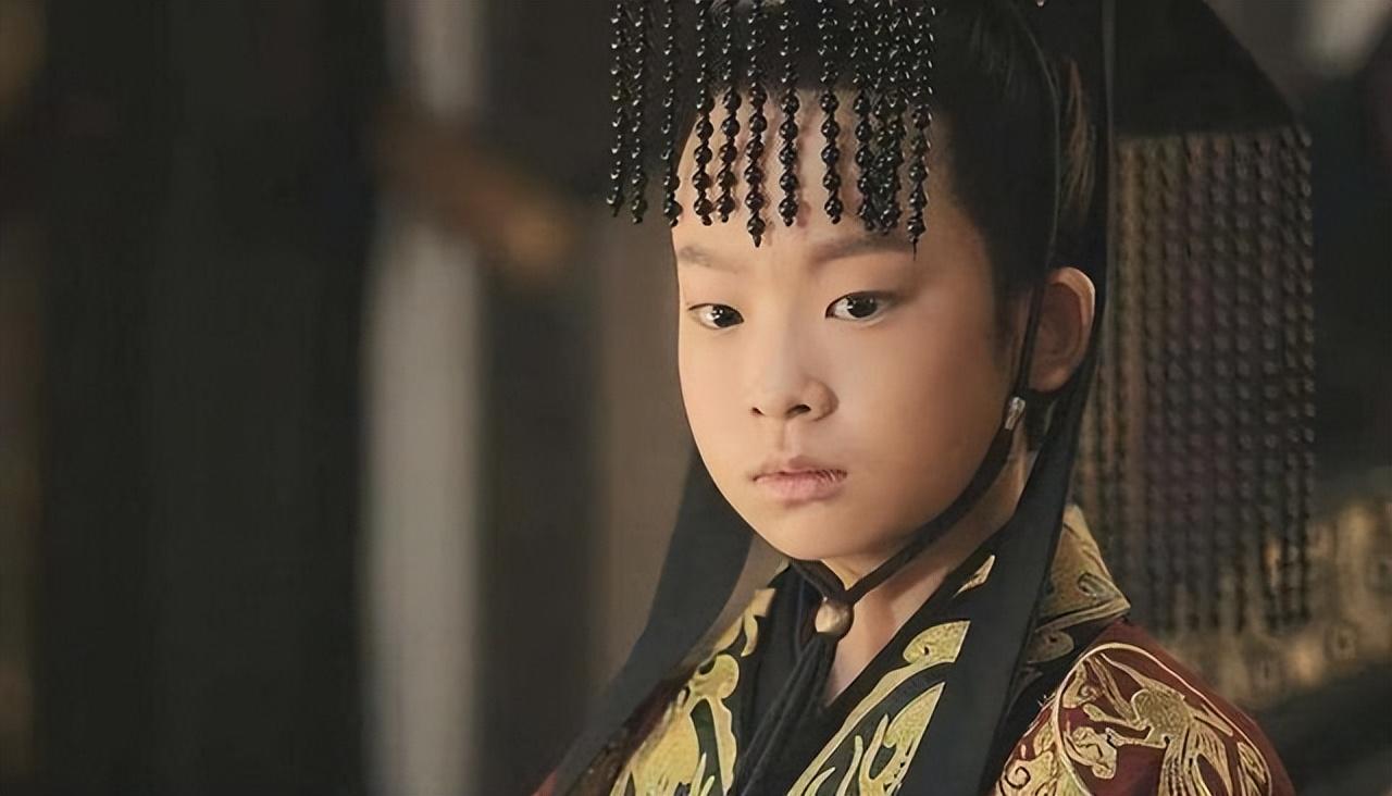 汉昭帝的一生亲爹立子杀母哥姐想废了他一生未亲政