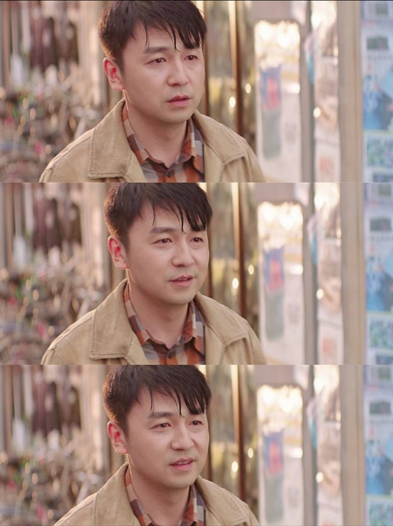 回顾雷佳音因初恋女友15岁辍学与大学同学结婚育有一女太幸福