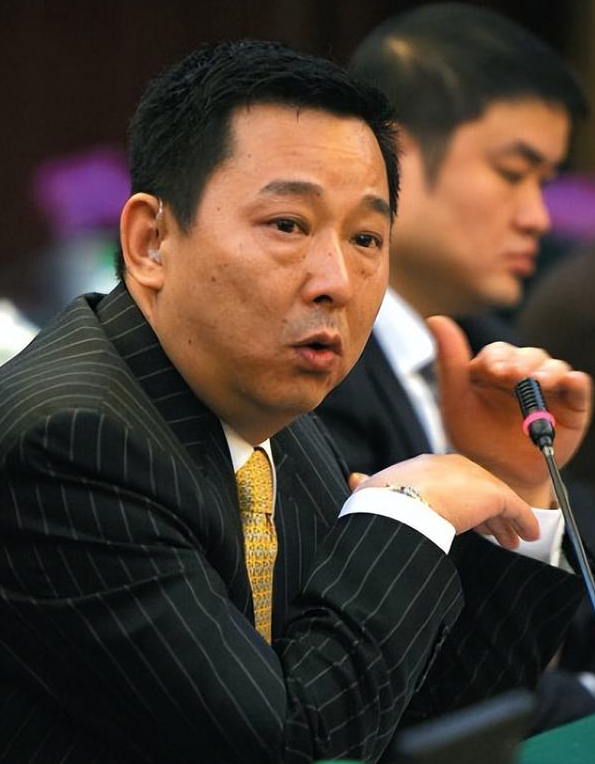 故事79:刘维被曾仕权的人欺负,刘汉找四川帮王文明出面解决