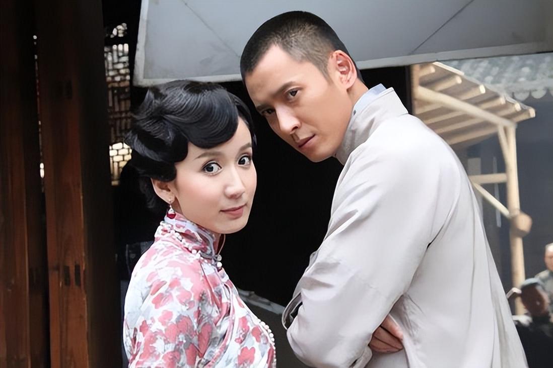 他是运气最好的农民工只因长相太帅从工地搬砖到改行演戏