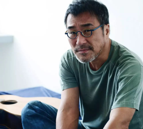 回顾李宗盛我的前半生用一句话概括那就是年近半百妻离子散