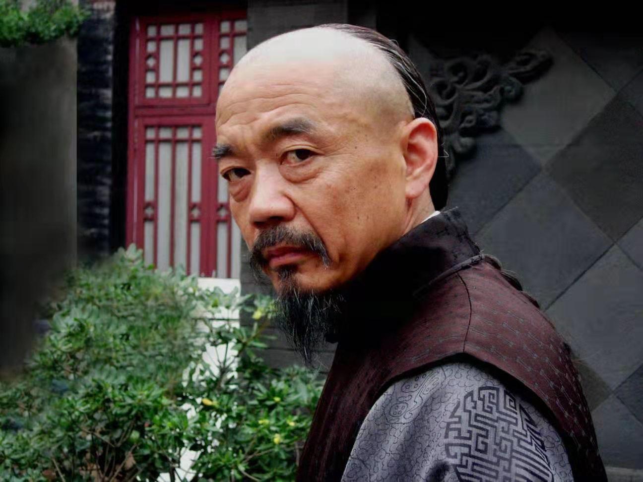 回顾演员尚铁龙:当18年工人,40岁读中戏,他的演技不该被低估