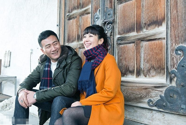 谁知,胡军竟因为这一部电影,就在国外走红,由于国内不支持这样形式的