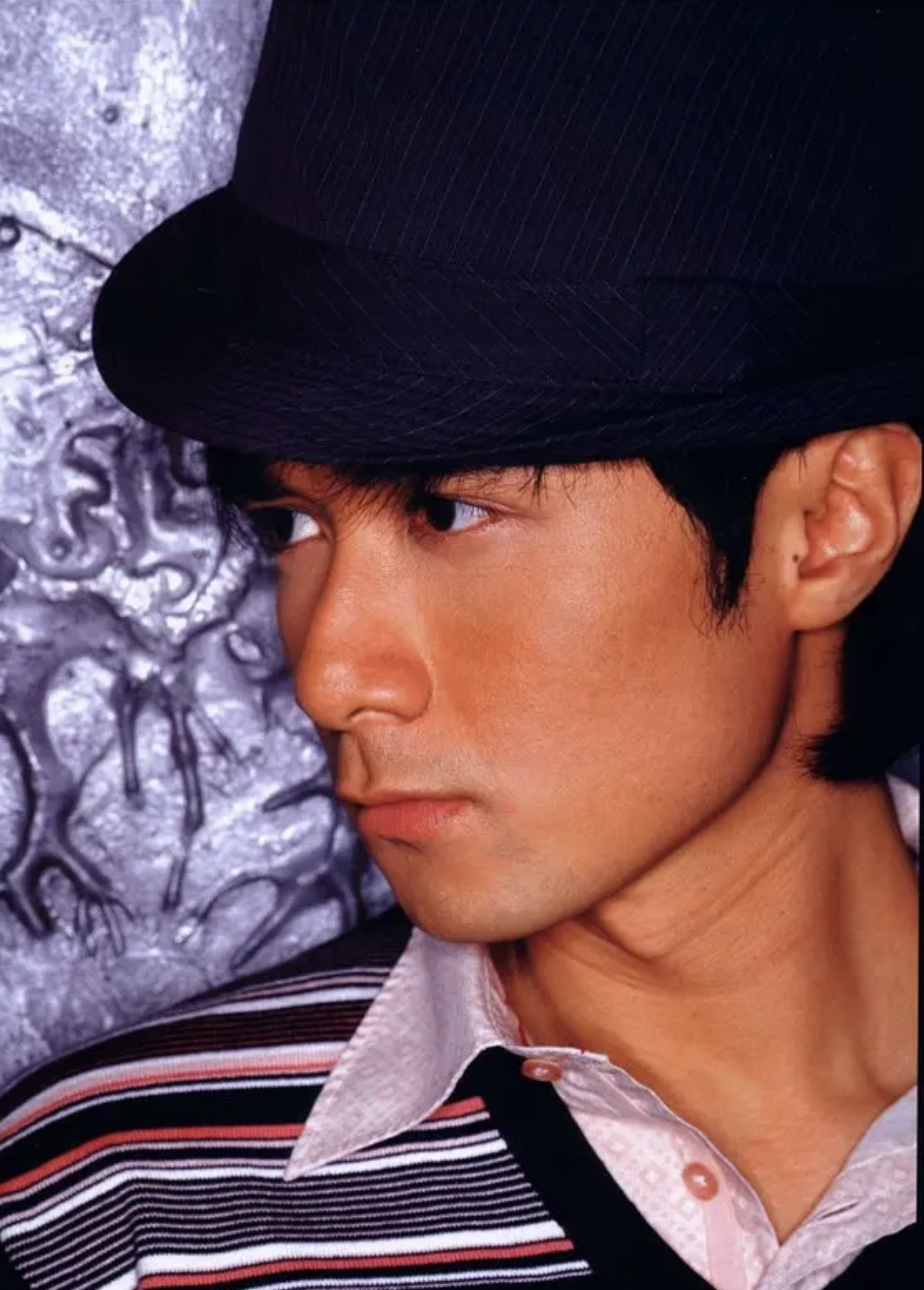 回顾痴情的陈韵晴痴等古巨基20年46岁才换来名分52高龄产子