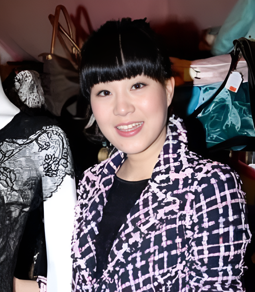 回顾贵州富婆杨小娟嫁三婚演员吕良伟婚后生一子幸福美满