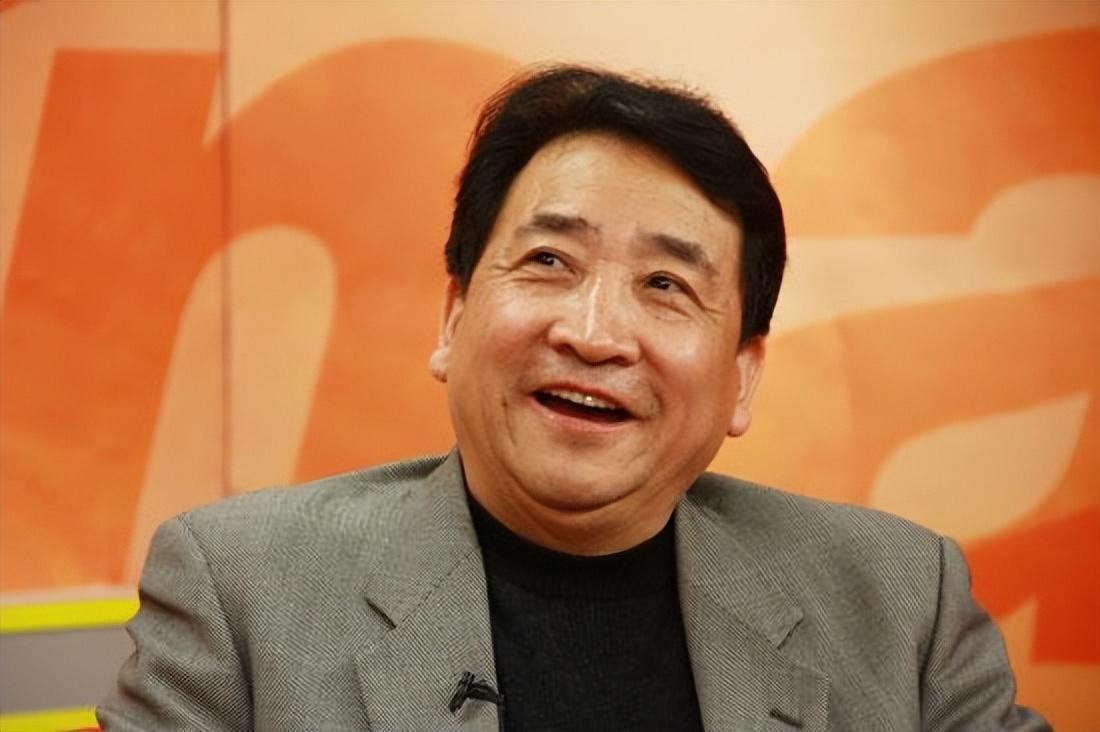 回顾25年前姜昆不顾反对收养养子15年后养子为何要找亲生父母