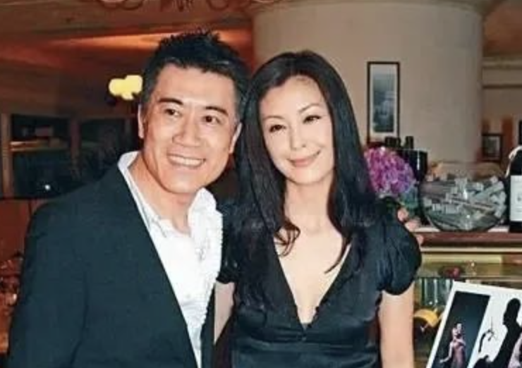 回顾演员伍咏薇结婚13天丈夫去世21岁成寡妇如今苦尽甘来