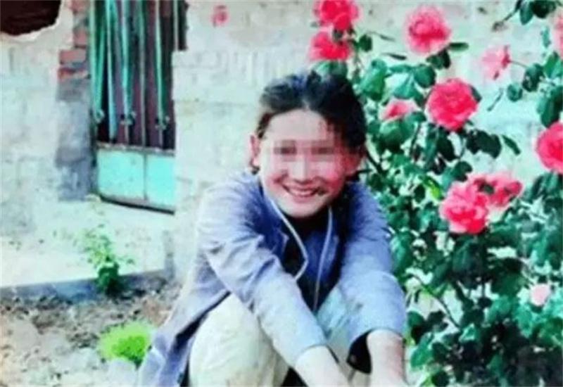 回顾小苏丽:3岁被针线缝嘴5岁被虐死,母亲出狱后将其挫骨扬灰