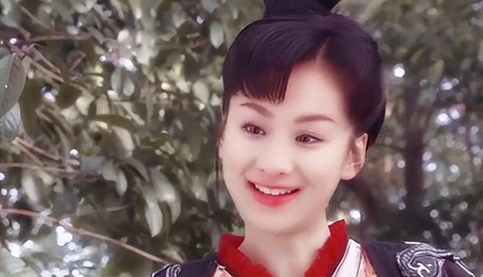 回顾穆婷婷23岁走红30岁过气自嘲不属于娱乐圈