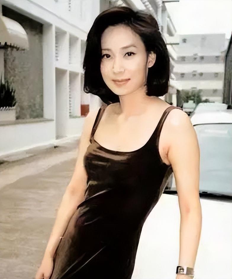 贵州富婆杨小娟嫁三婚演员吕良伟婚后生一子幸福美满