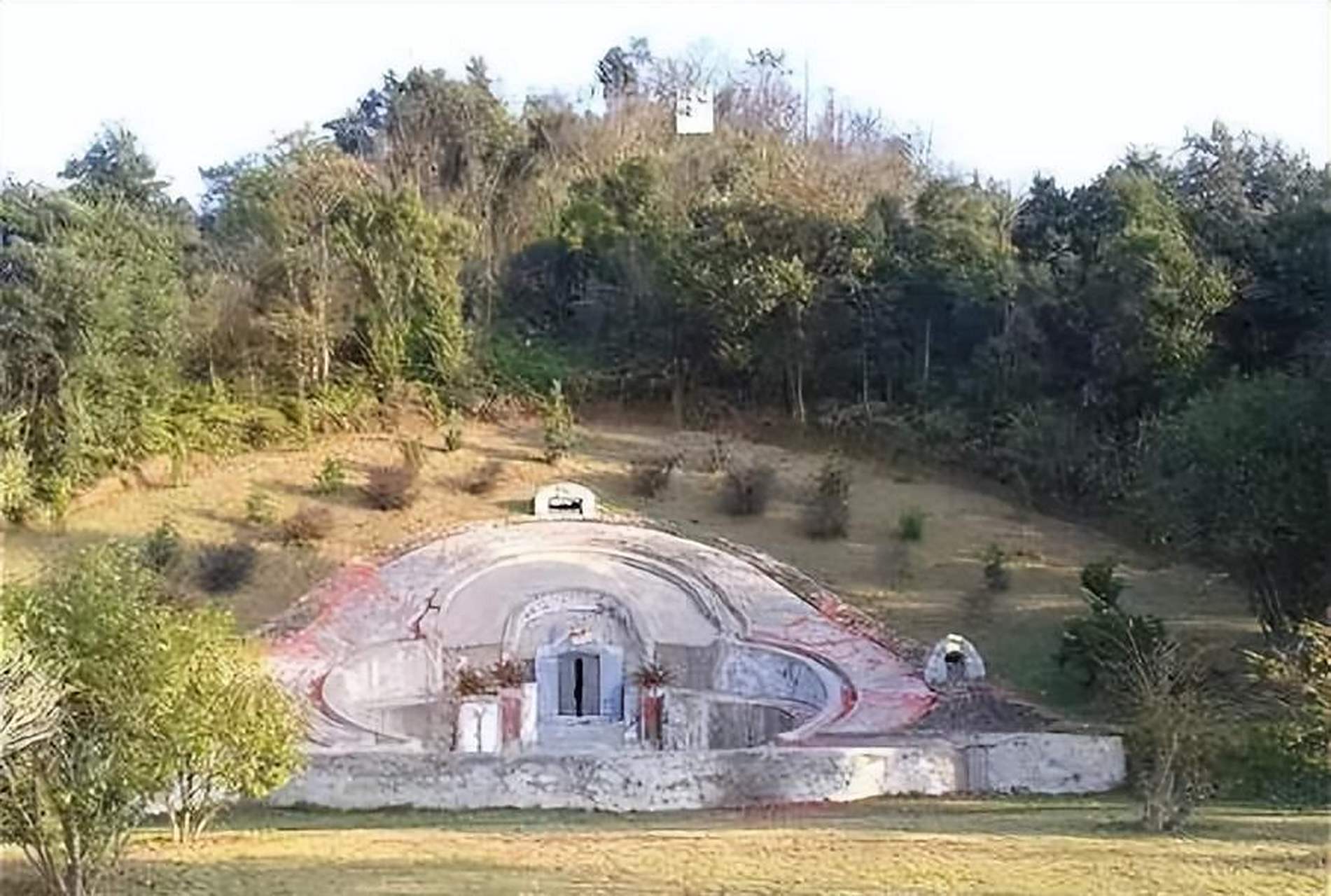 "很多祖坟都守不到4代,但是在潮汕地区,祖坟却能守到40代,为什么?