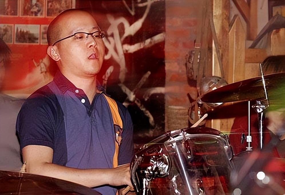 回顾高原不后悔从王菲手中抢窦唯离婚19年余生和女儿相依为命