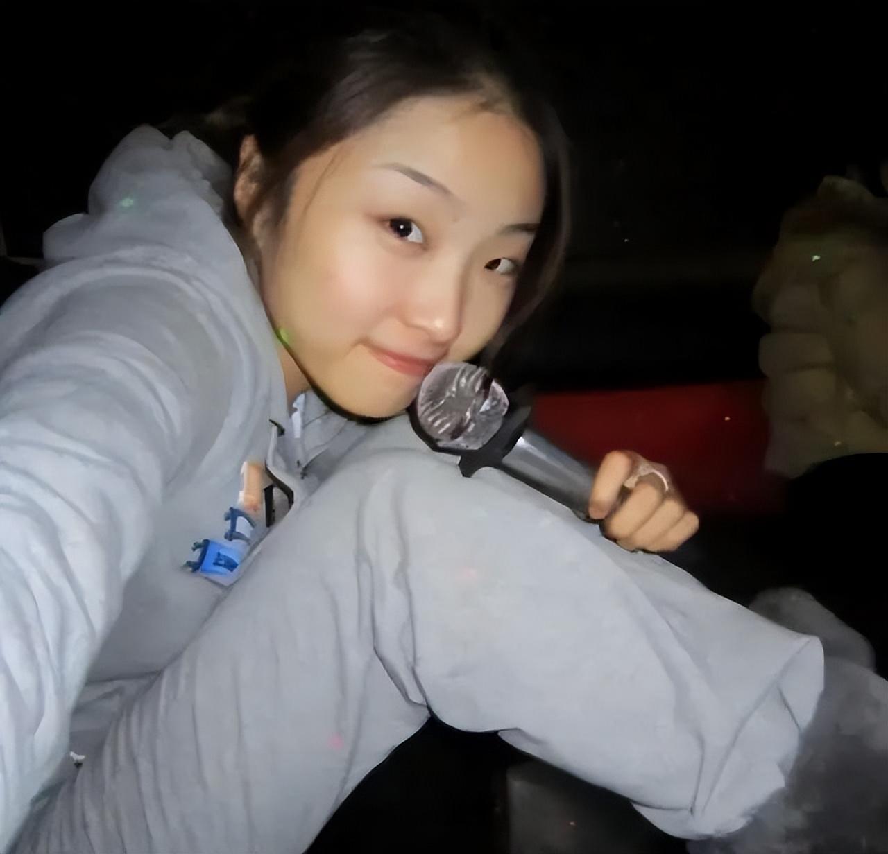 回顾主持人马翩然25岁被男友杀害28个月才安葬父母痛不欲生