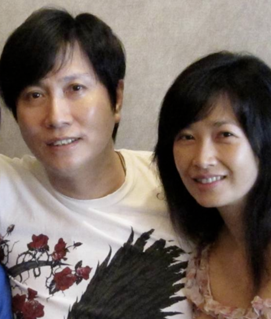 回顾歌手潘安邦为妻子退出歌坛52岁去世骨灰撒入了澎湖湾