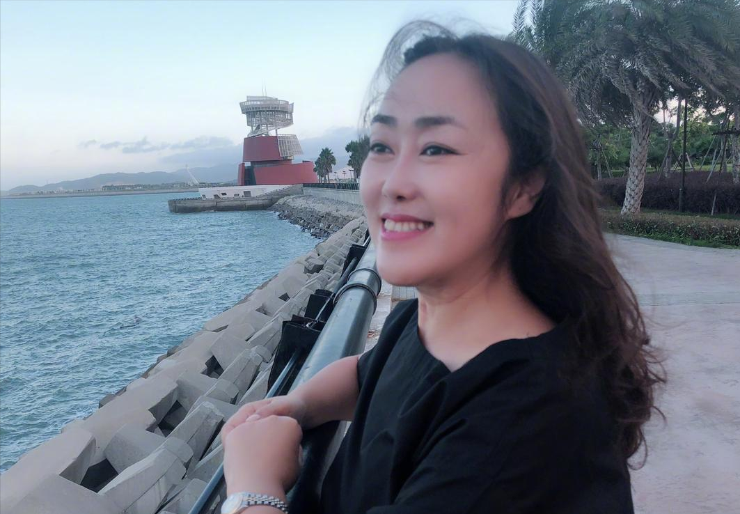 从2017年开始,张佳宁的演艺生涯就到了一个新的高度.