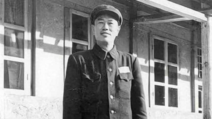 沈阳军区司令邓华刚报到便发怒3000多平米我好意思住进去吗