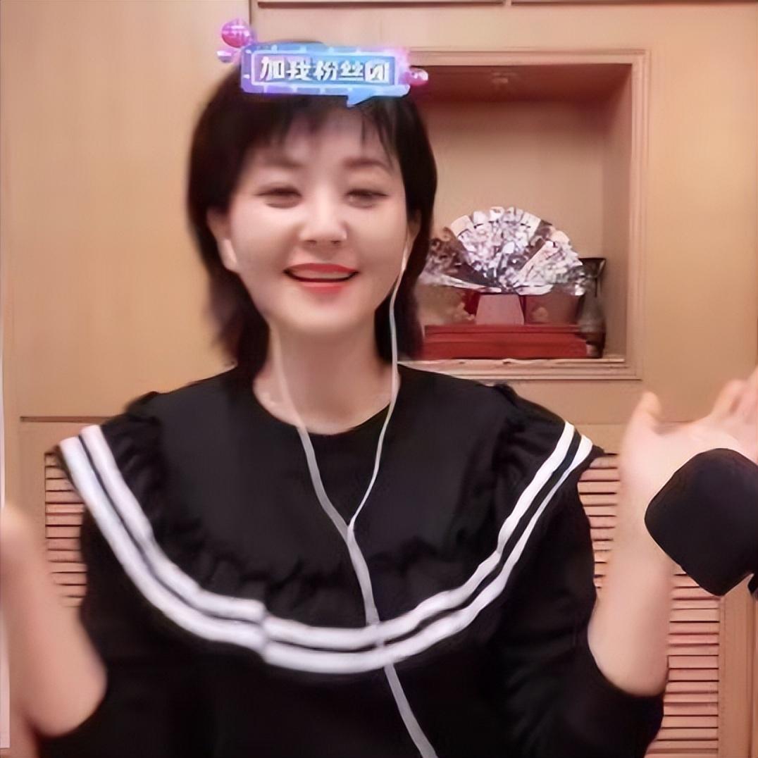 方琼和丈夫杨杨之间有8岁的年龄差,但这并没有影响两人之间的感情.