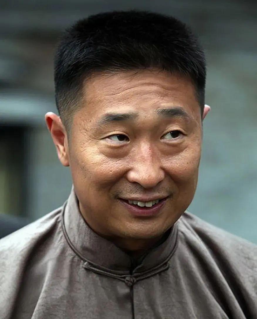 回顾演员周冬齐流产后39岁生子不后悔嫁给林永健今苦尽甘来