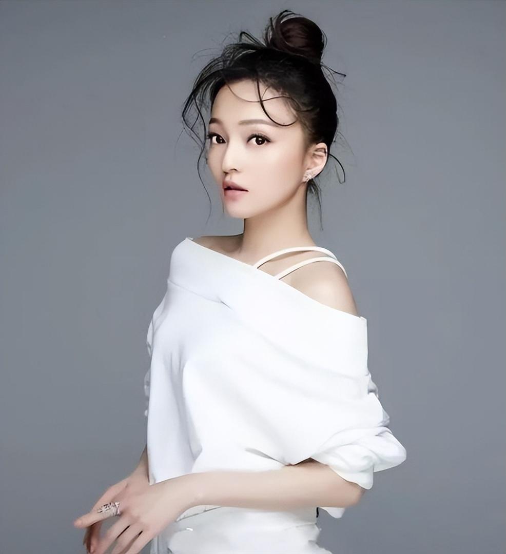 回顾张韶涵:十年前她拥有隐形的翅膀,十年后她说命运多舛凤凰涅槃