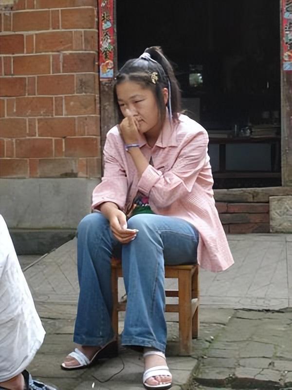 回顾河南女孩蒋多多用0分抗议高考赌上一生如今怎样