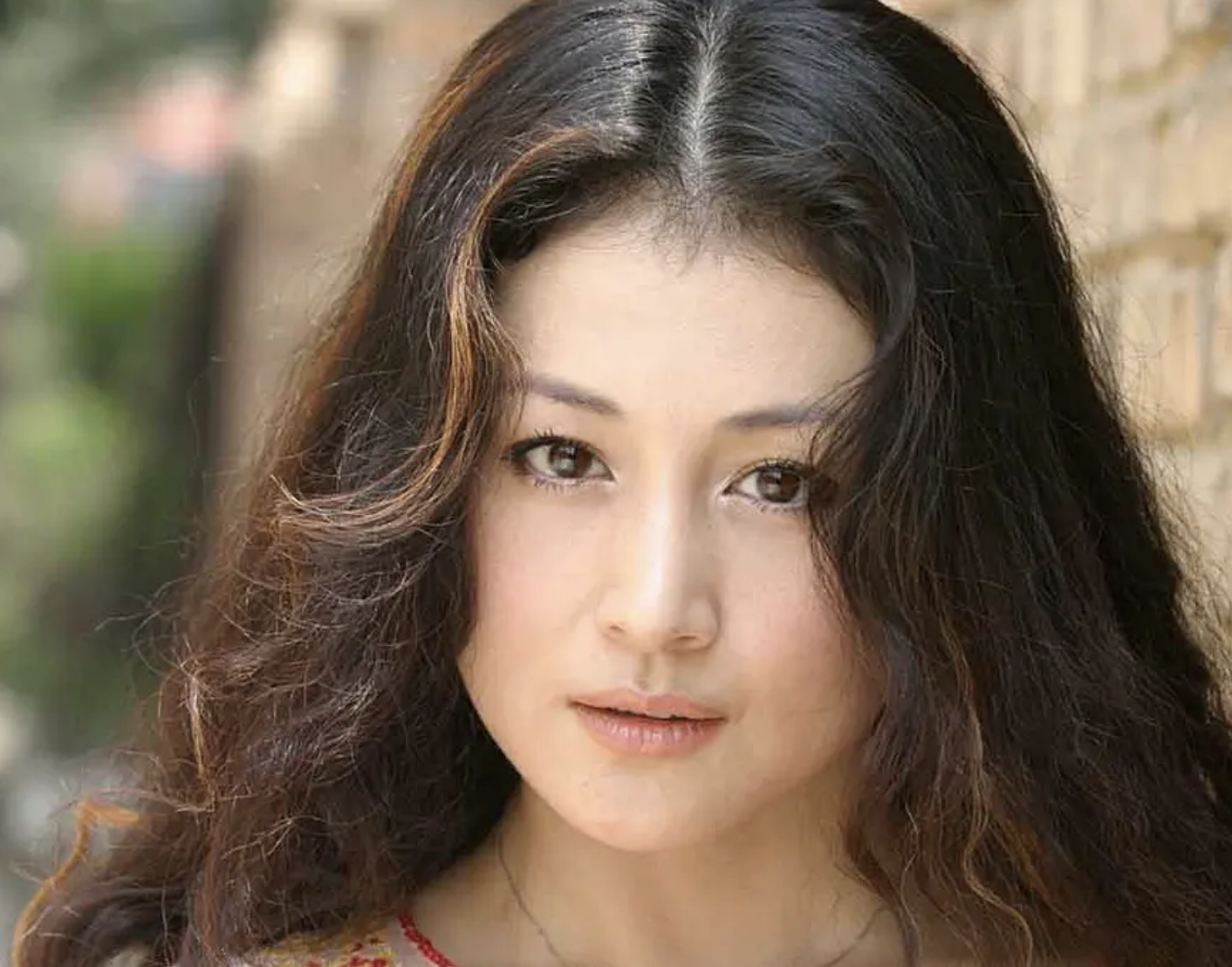 回顾谢大脚于月仙一生无子女拯救患病弟弟丈夫决定不会再娶