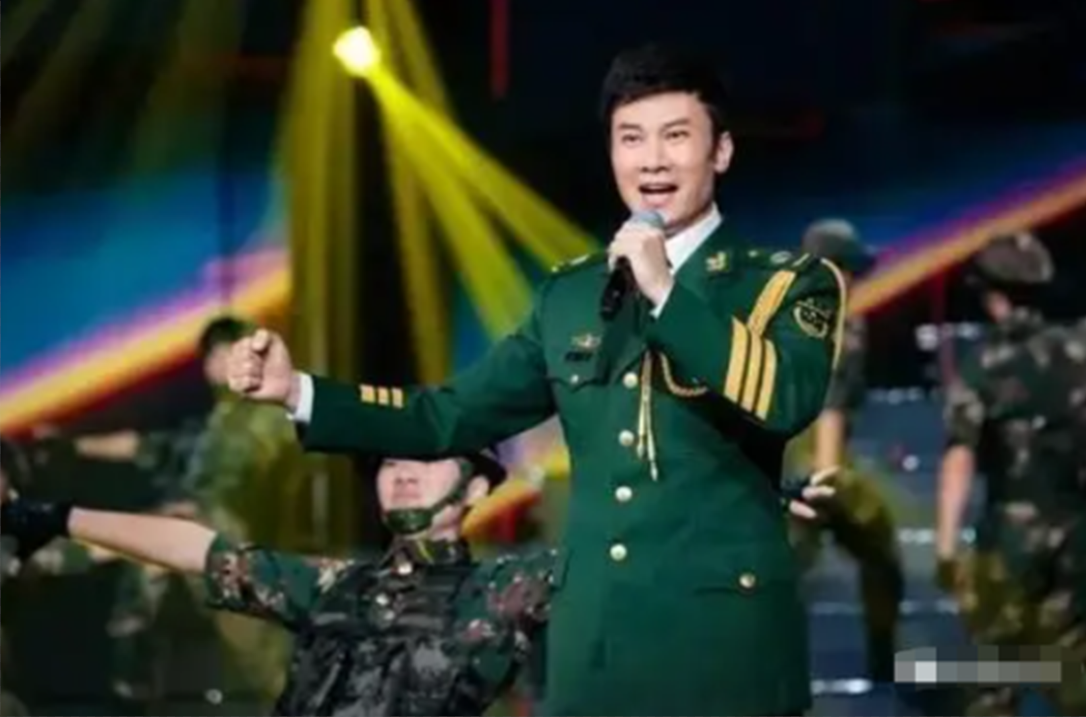 回顾歌手江涛:穷小子娶富家女,大火后不变心,始终把妻子当成宝