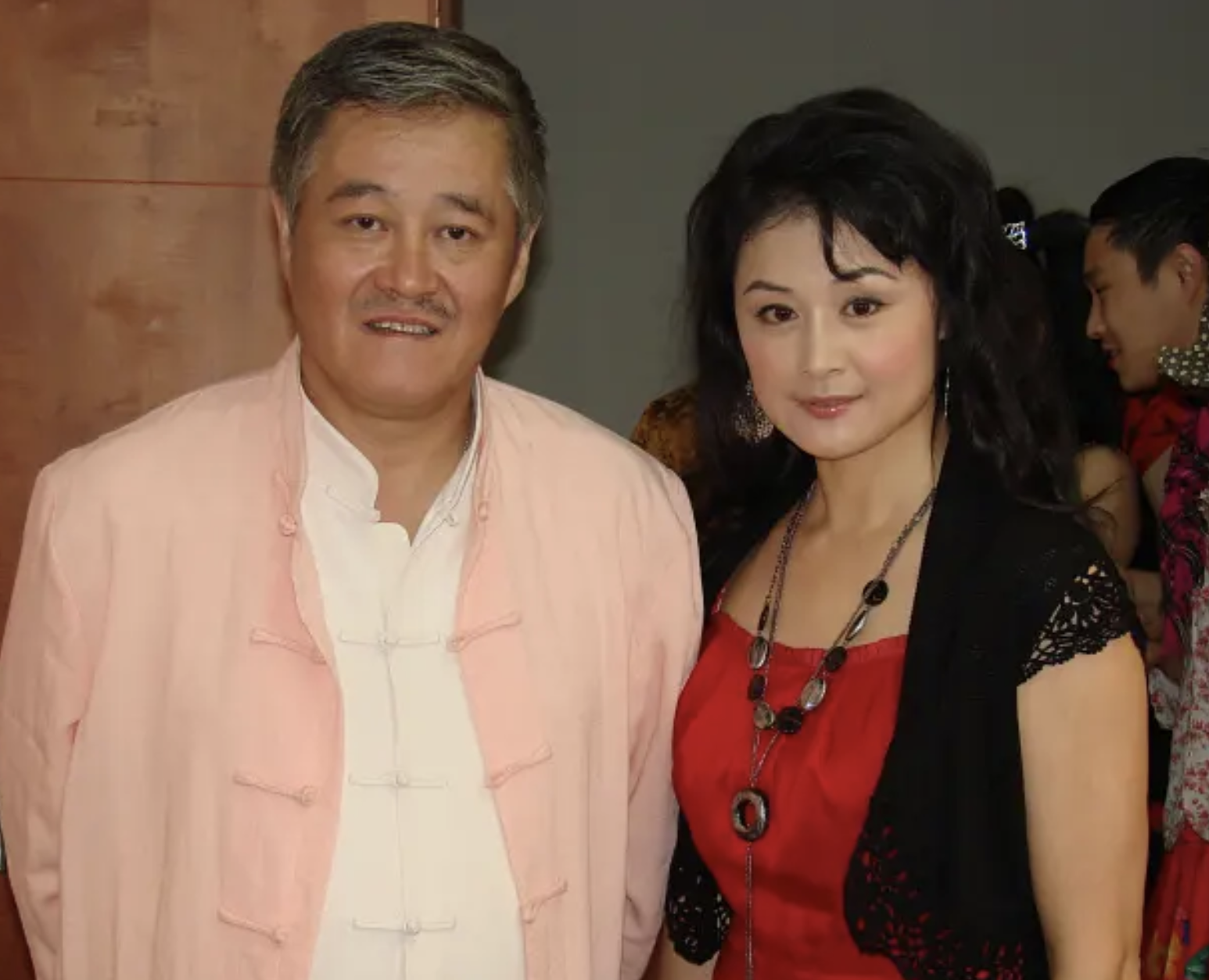 回顾谢大脚于月仙一生无子女拯救患病弟弟丈夫决定不会再娶