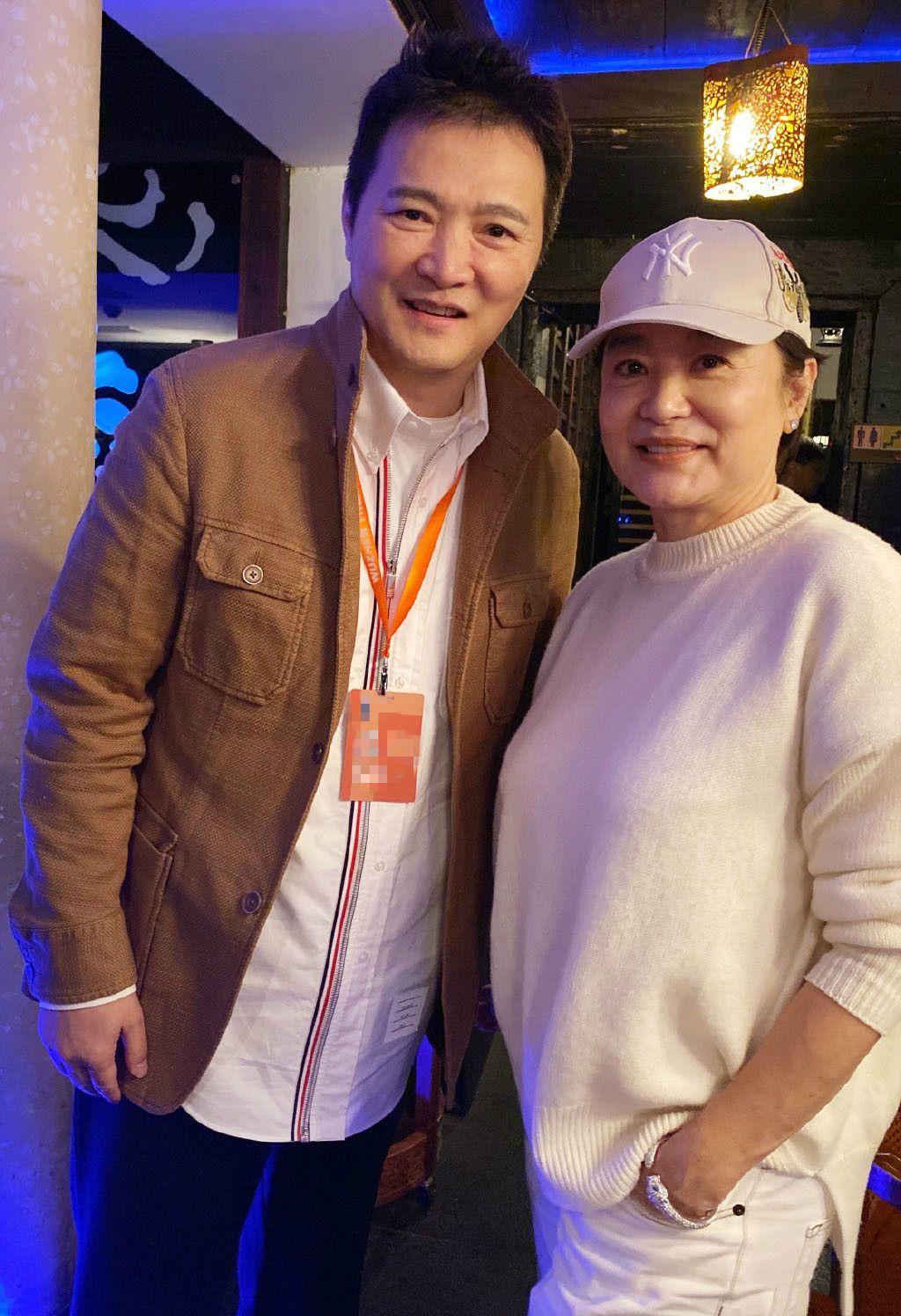 回顾吴玉华坚持嫁给丁克丈夫后悔改嫁现儿女双全幸福一生