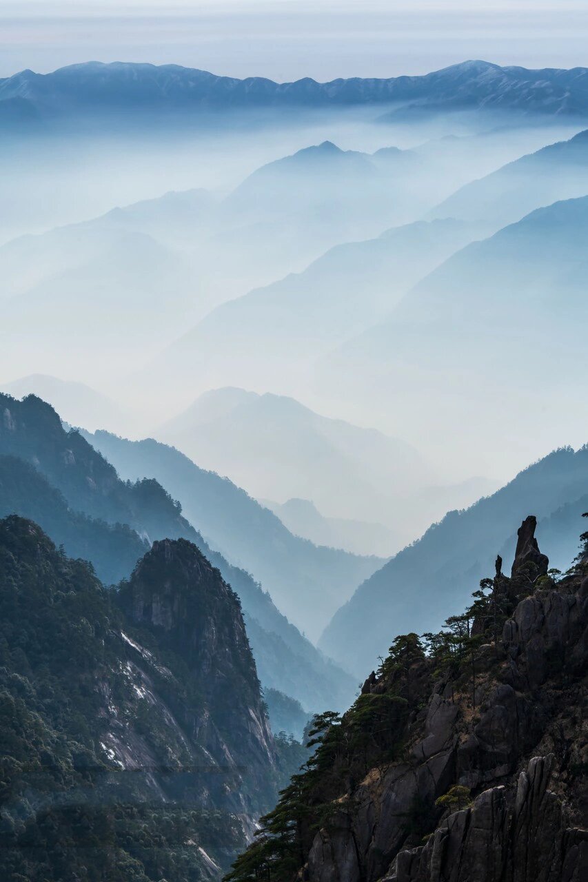 国内最美的10座山  166 珠穆朗玛峰 9015 海拔高度:8848米