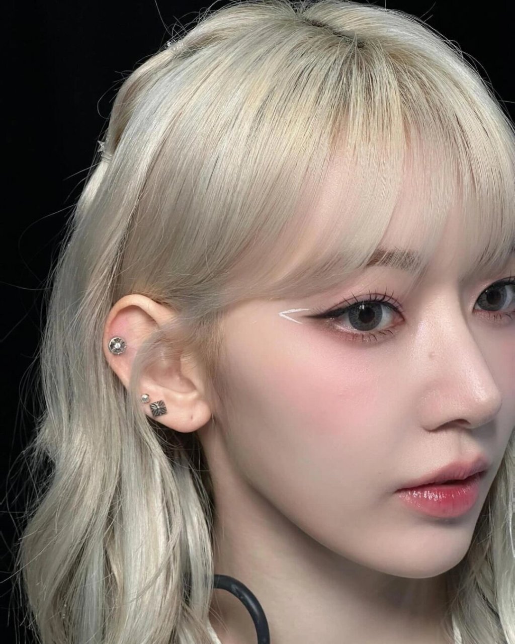 6|韩国女团舞台妆01  提到舞台妆,大家可别一想到就是那种夸张到让