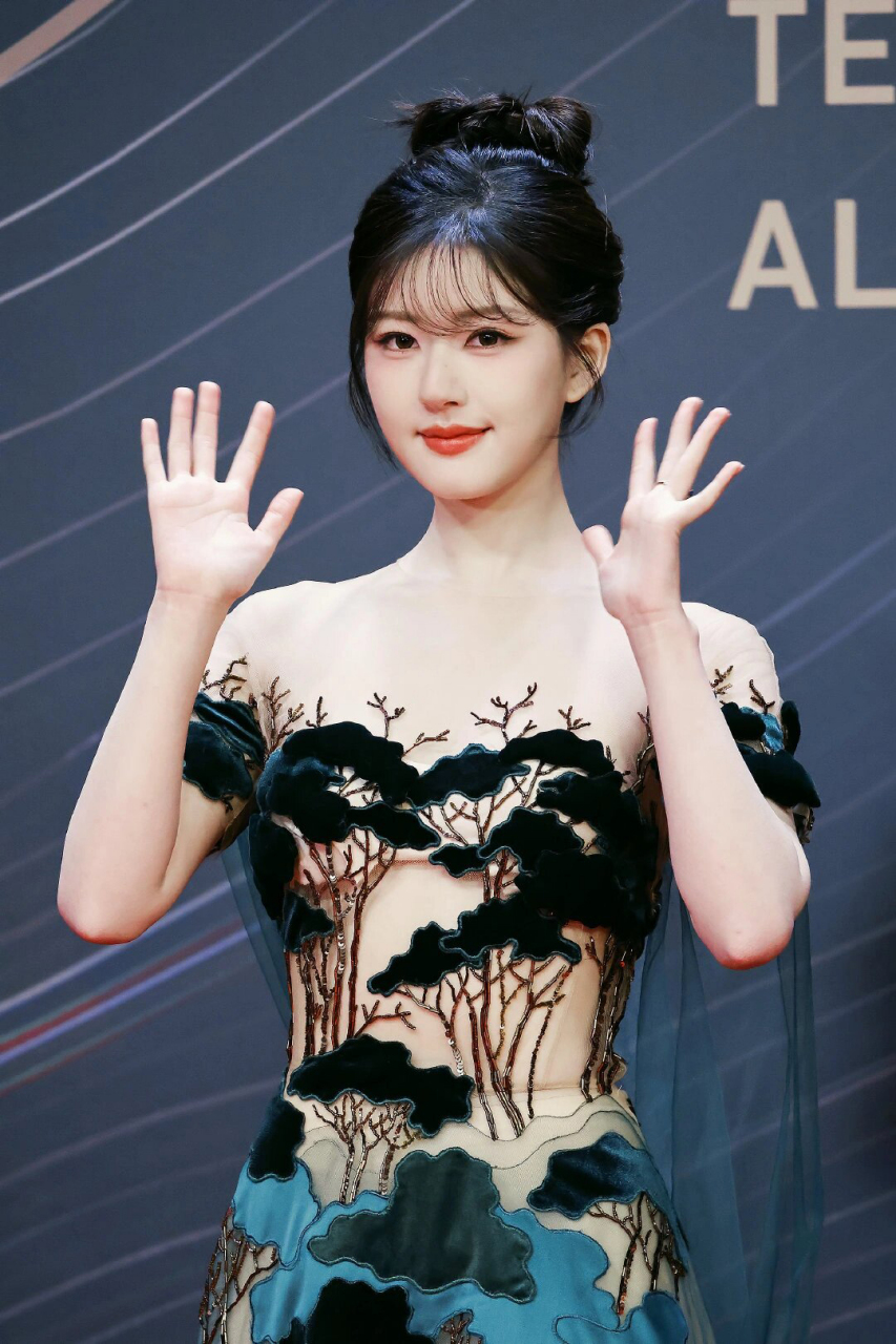 腾讯星光大赏女明星们  真的是星光熠熠,闪耀全场啊!