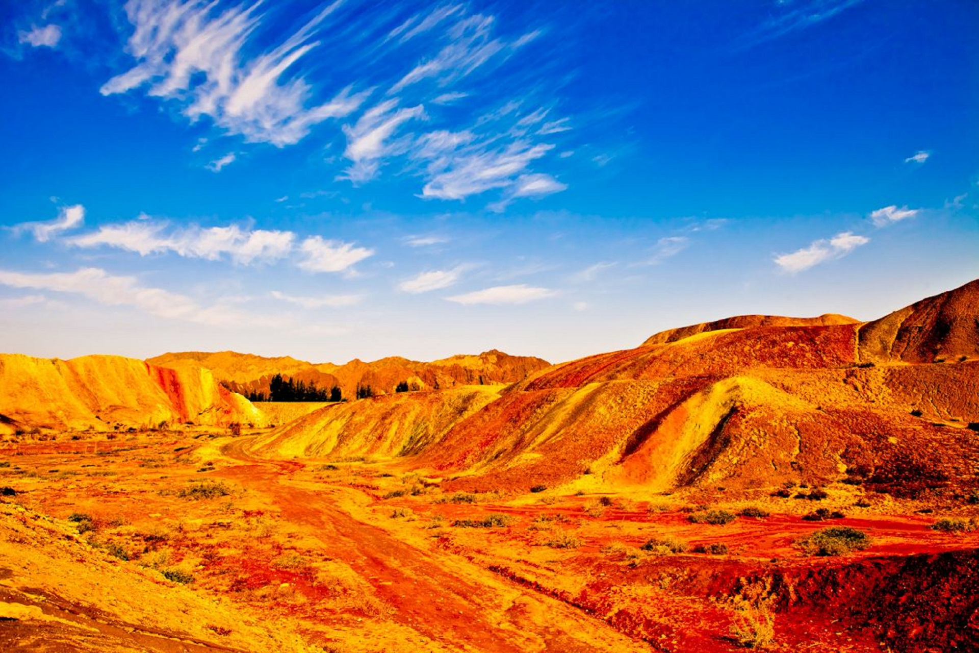 城市大玩家# 七彩丹霞景区,位于甘肃省张掖市临泽县,肃南县境内.