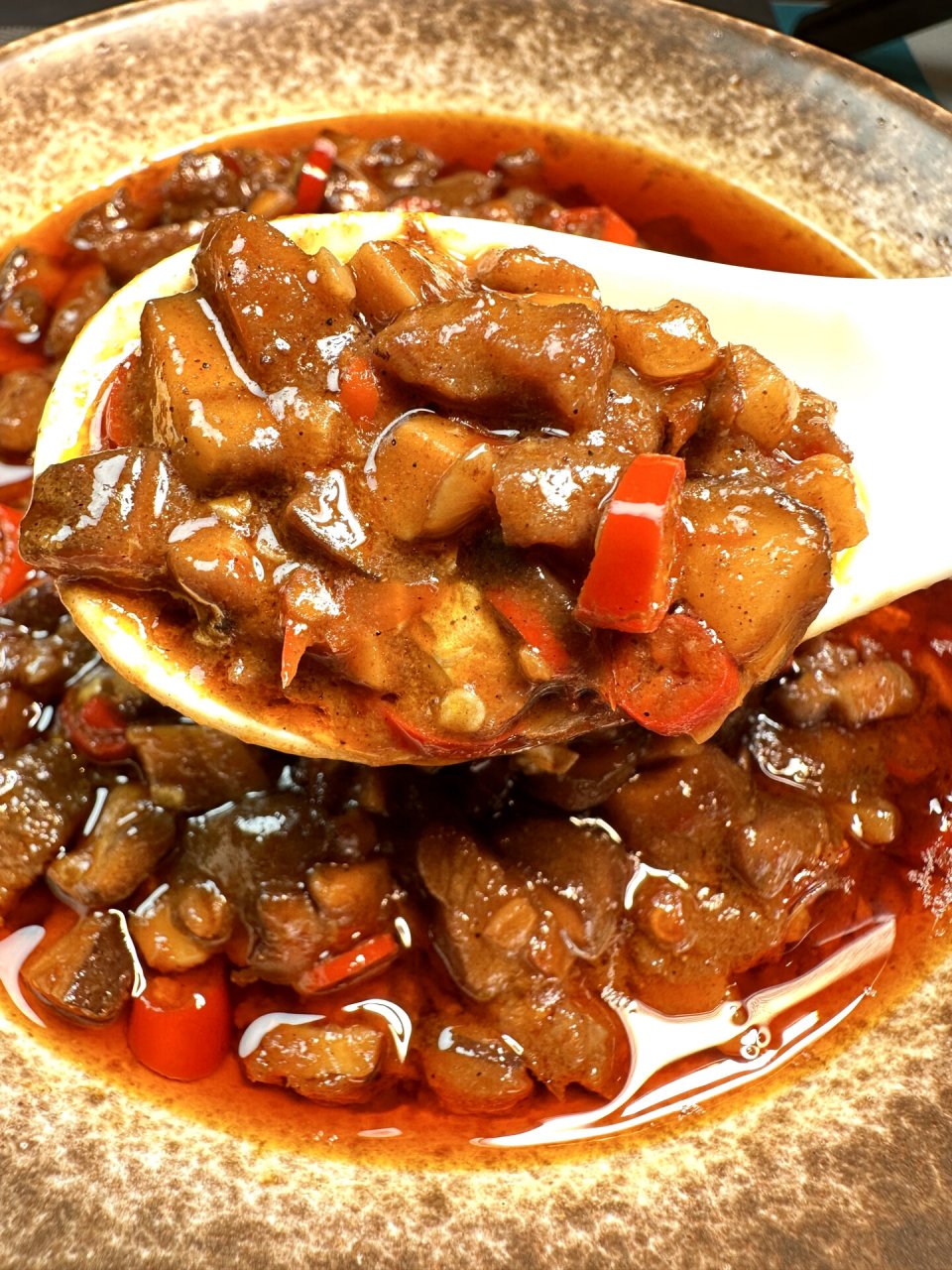 秘传香菇牛肉丁96,香辣过瘾,回味无穷!