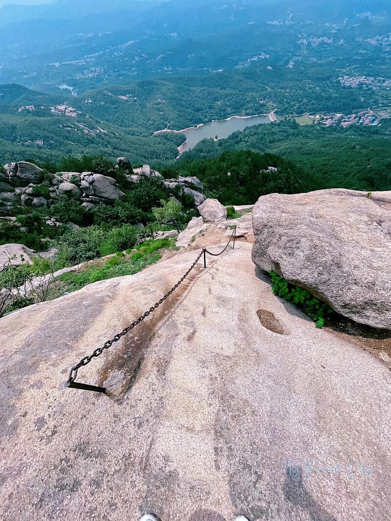 黄陂大顶山户外爬山  武汉,这座充满魅力的城市,有一个地方仿佛神话般