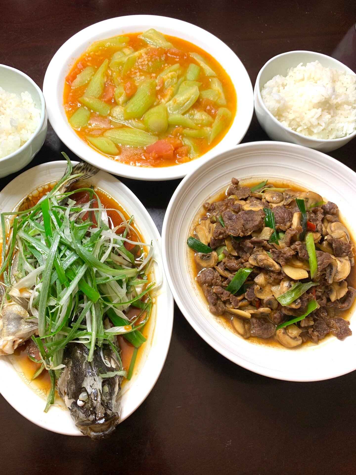 所以,我得准备一些自己爱吃的菜,这样才有动力下厨呀!