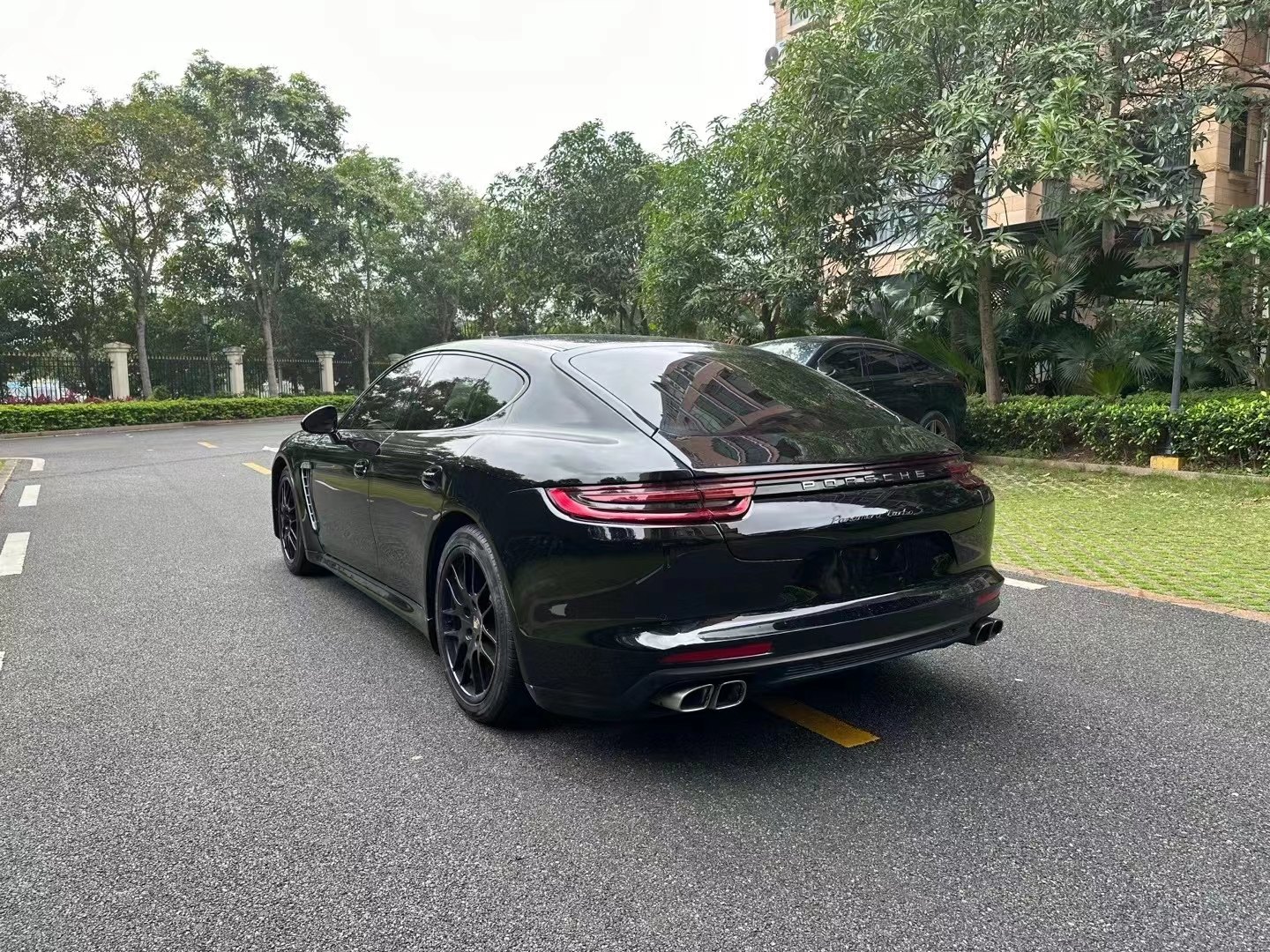 21款帕拉梅拉4.8turbo s 全款25万,能感受到动力的澎湃