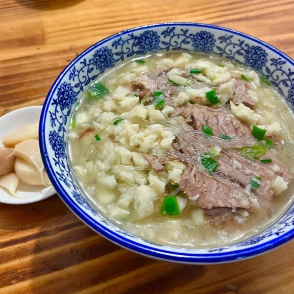 西安美食巡礼!尝遍肉夹馍,羊肉泡馍