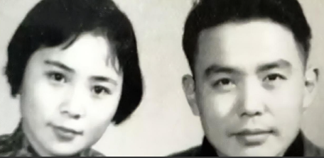 回顾演员李明珠:是剧中的黄金配角,年轻时嫁给离异带娃老师