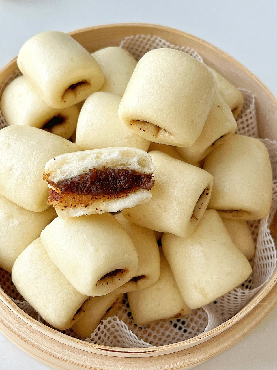 一次发酵枣泥夹心馒头7515松软香甜 食材: 红枣 牛奶/配方奶120ml