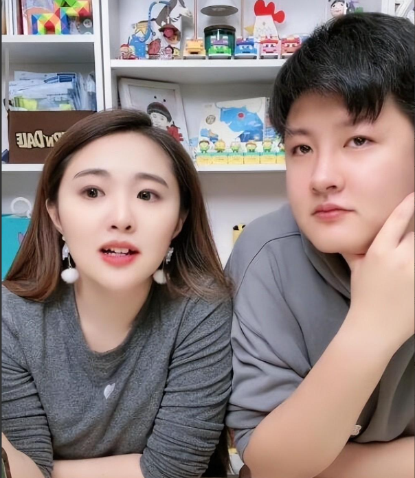 回顾央视主播王宁能娶到金龟子刘纯燕实乃三生有幸