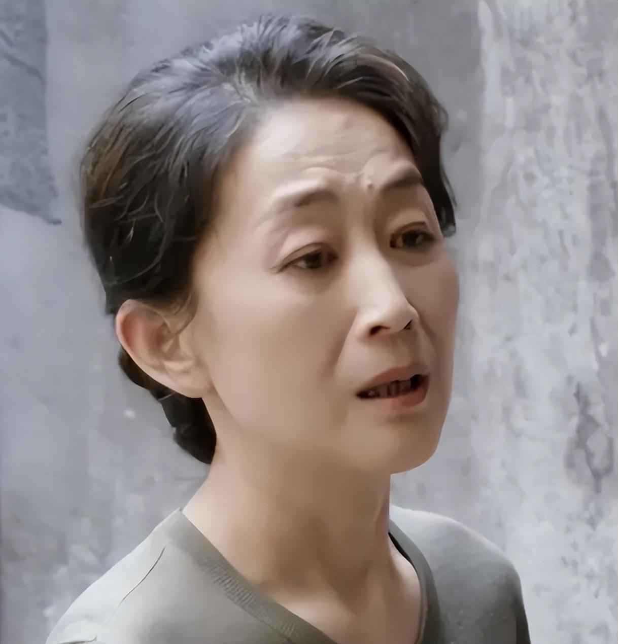 回顾陈瑾20年不吃米饭和亲哥不婚不育相伴终生