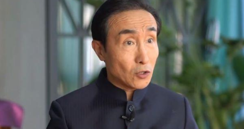 回顾演员郭冬临20次登春晚55岁未婚无子曾因8个字被索赔1亿